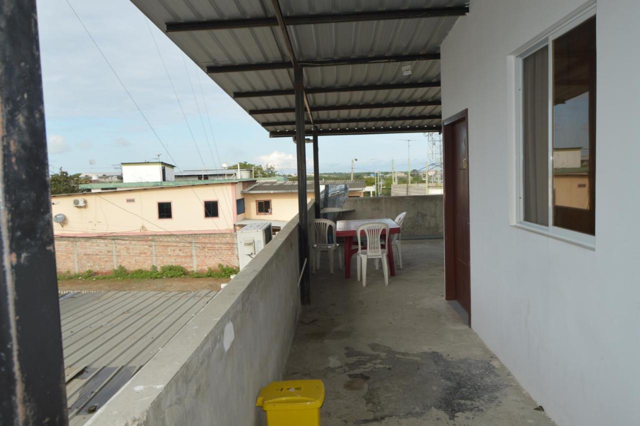 Hostal El Naufrago Manta Exterior foto